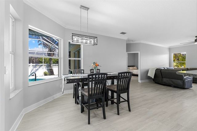 6576 35th Place, Vero Beach, FL 32966