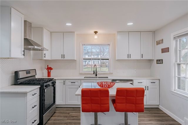 2099 Campus Road, South Euclid, OH 44121