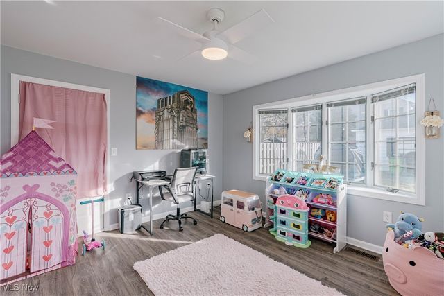 2099 Campus Road, South Euclid, OH 44121