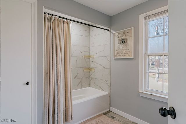 2099 Campus Road, South Euclid, OH 44121