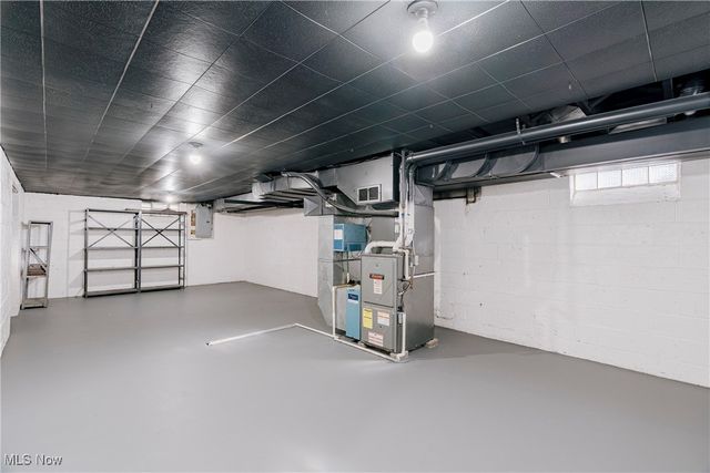 2099 Campus Road, South Euclid, OH 44121