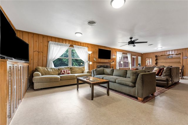1016 Francis Drive, College Station, TX 77840