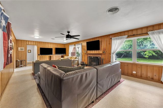 1016 Francis Drive, College Station, TX 77840
