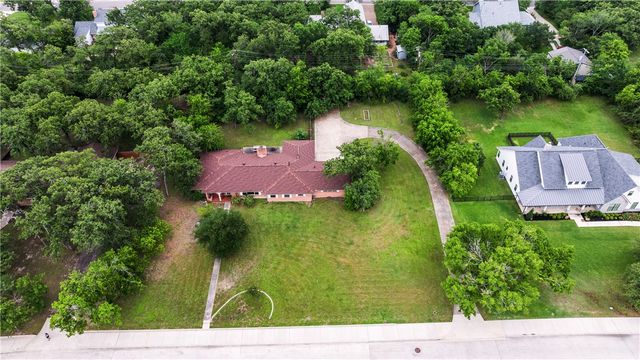 1016 Francis Drive, College Station, TX 77840