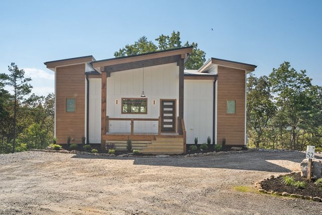 866 Mountain Laurel Ridge, Mineral Bluff, GA 30559