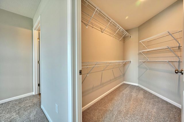 2501 Crosshill Drive, Crescent Springs, KY 41017