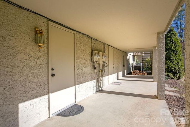 157 Glen Cannon Point 3, Pisgah Forest, NC 28768