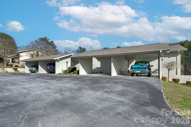 157 Glen Cannon Point 3, Pisgah Forest, NC 28768