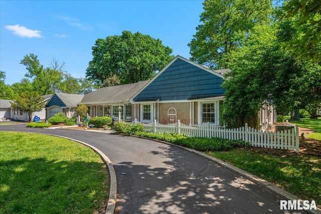 50 W Hazel Dell Lane, Springfield, IL 62703