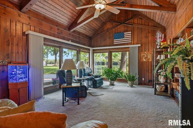 50 W Hazel Dell Lane, Springfield, IL 62703