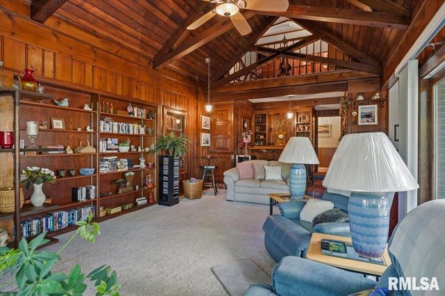 50 W Hazel Dell Lane, Springfield, IL 62703
