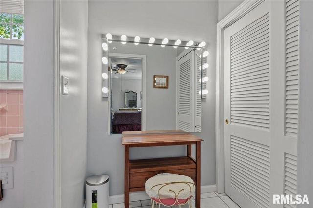 50 W Hazel Dell Lane, Springfield, IL 62703