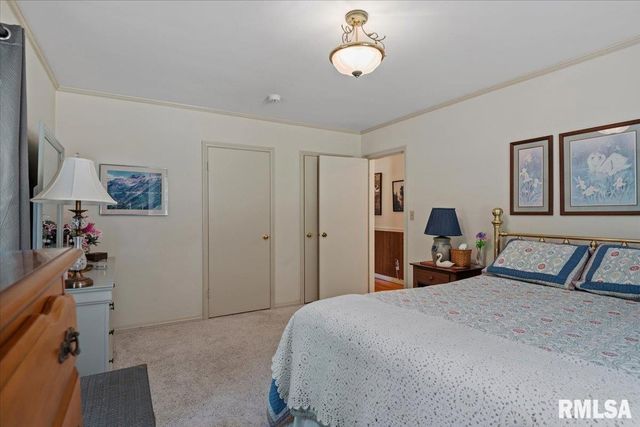 50 W Hazel Dell Lane, Springfield, IL 62703