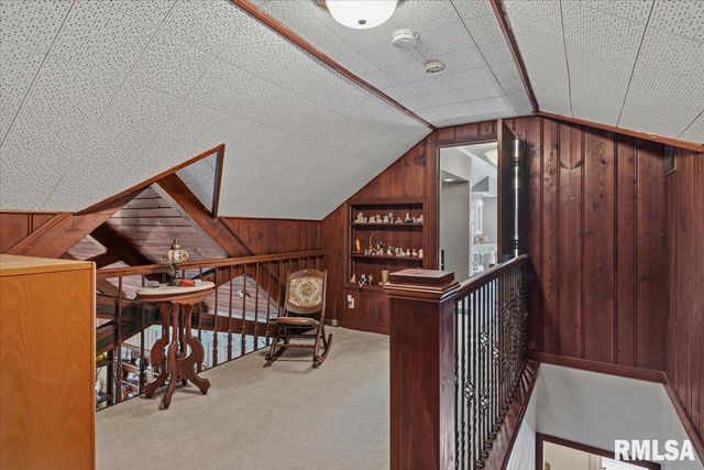 50 W Hazel Dell Lane, Springfield, IL 62703