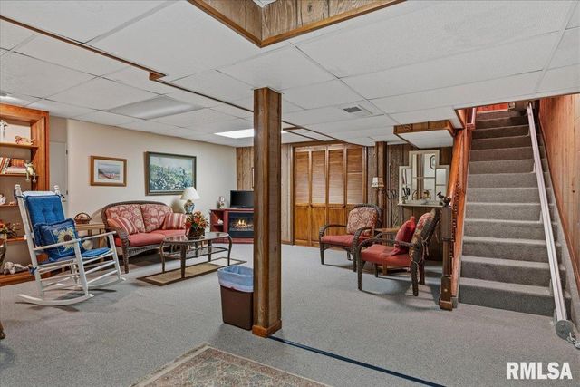 50 W Hazel Dell Lane, Springfield, IL 62703