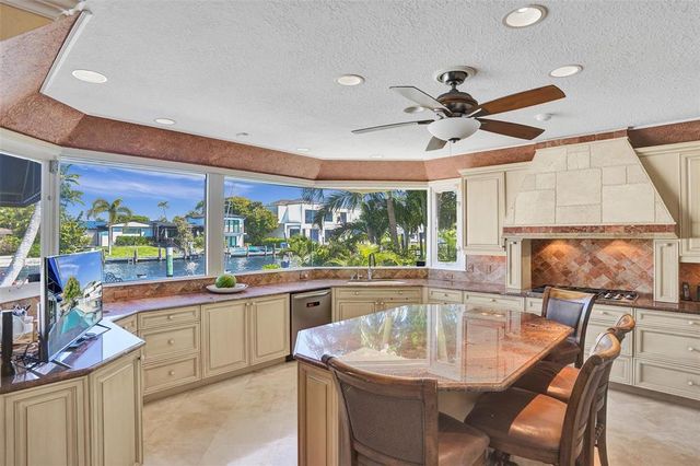 2875 NE 25th Court, Fort Lauderdale, FL 33305