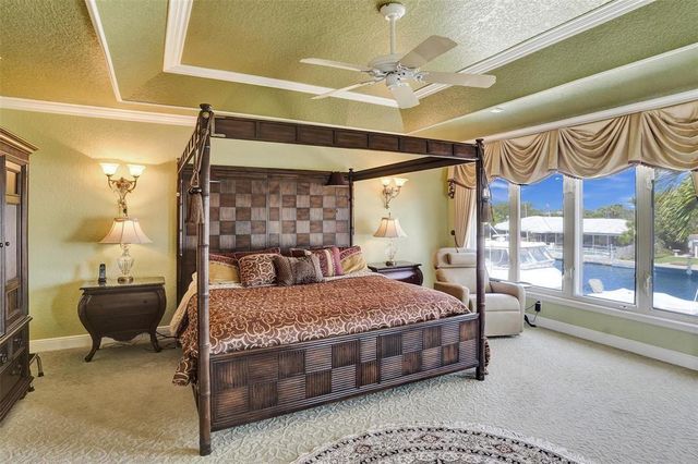 2875 NE 25th Court, Fort Lauderdale, FL 33305