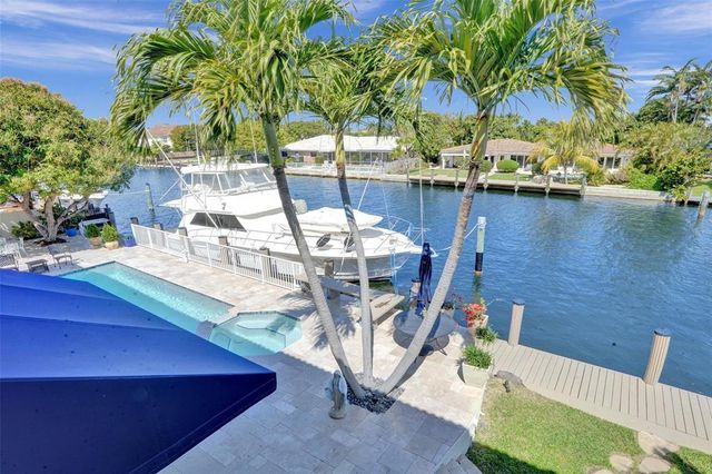 2875 NE 25th Court, Fort Lauderdale, FL 33305