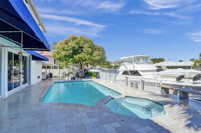 2875 NE 25th Court, Fort Lauderdale, FL 33305