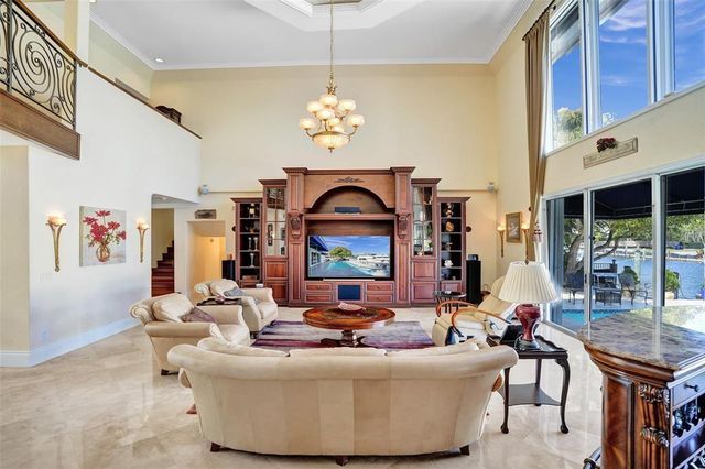 2875 NE 25th Court, Fort Lauderdale, FL 33305