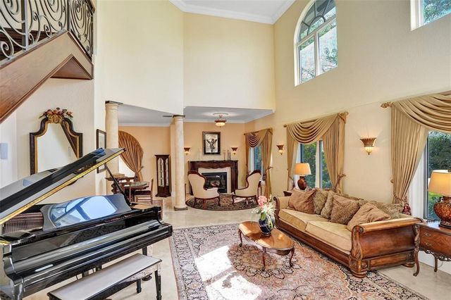 2875 NE 25th Court, Fort Lauderdale, FL 33305