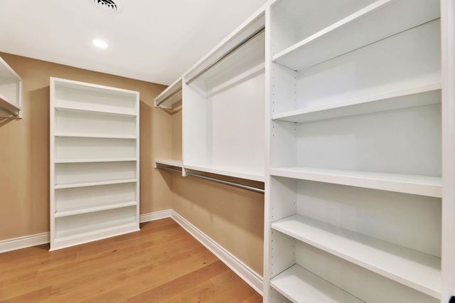 12093 E Pepperwood St, Wichita, KS 67226