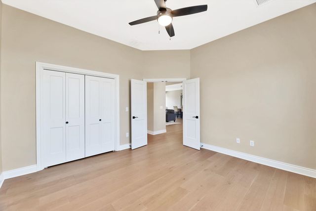 12093 E Pepperwood St, Wichita, KS 67226