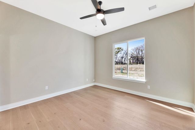 12093 E Pepperwood St, Wichita, KS 67226