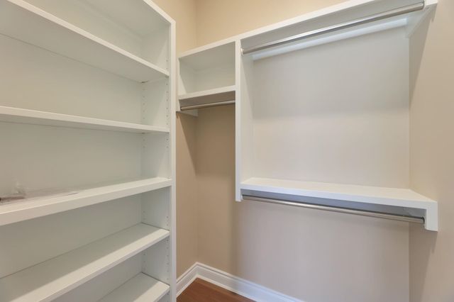 12093 E Pepperwood St, Wichita, KS 67226