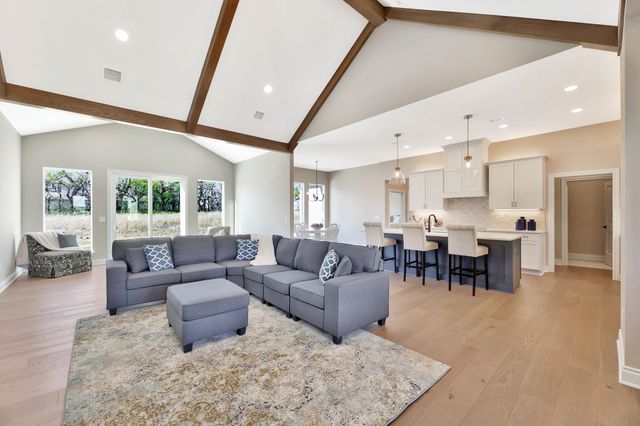 12093 E Pepperwood St, Wichita, KS 67226