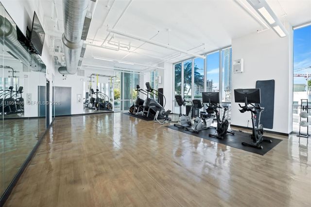 888 Biscayne Blvd 2802, Miami, FL 33132