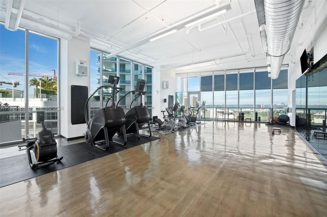 888 Biscayne Blvd 2802, Miami, FL 33132