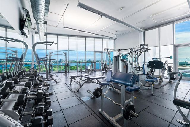 888 Biscayne Blvd 2802, Miami, FL 33132