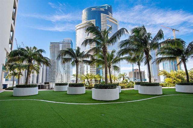 888 Biscayne Blvd 2802, Miami, FL 33132