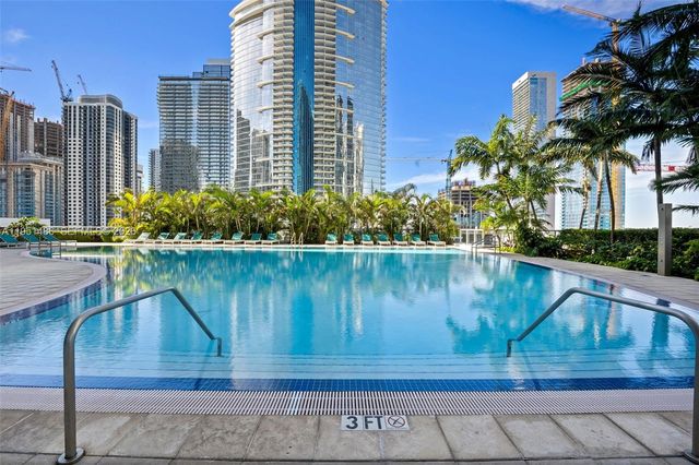 888 Biscayne Blvd 2802, Miami, FL 33132