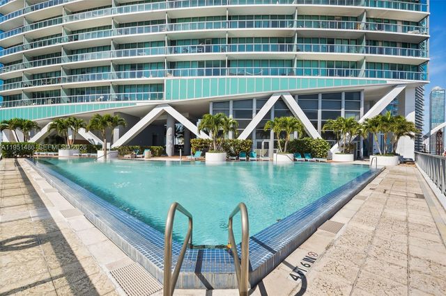 888 Biscayne Blvd 2802, Miami, FL 33132