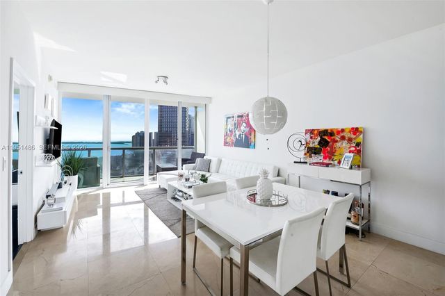 888 Biscayne Blvd 2802, Miami, FL 33132