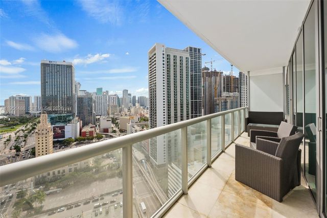 888 Biscayne Blvd 2802, Miami, FL 33132