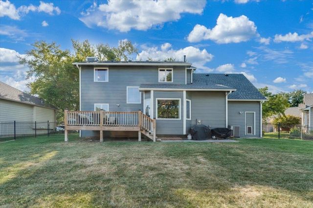 10610 W Meribeau Ct, Wichita, KS 67212