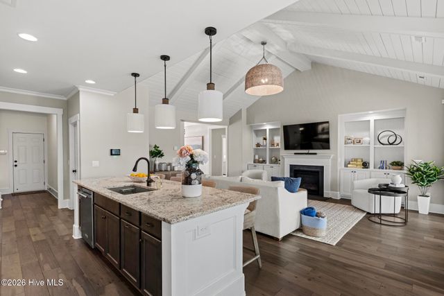 5301 Barcroft Lake Drive, Leland, NC 28451