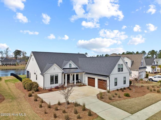 5301 Barcroft Lake Drive, Leland, NC 28451