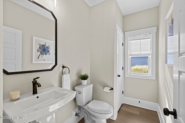 5301 Barcroft Lake Drive, Leland, NC 28451