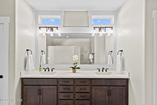 5301 Barcroft Lake Drive, Leland, NC 28451