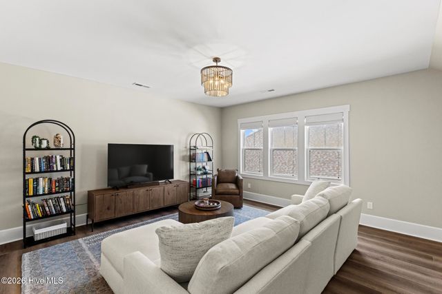 5301 Barcroft Lake Drive, Leland, NC 28451