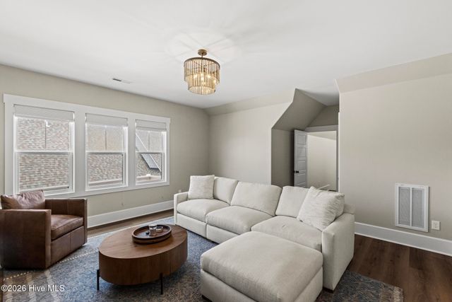 5301 Barcroft Lake Drive, Leland, NC 28451