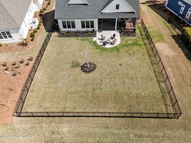 5301 Barcroft Lake Drive, Leland, NC 28451