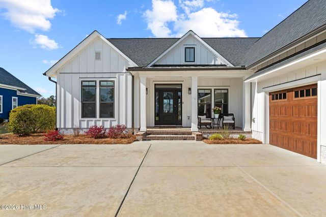 5301 Barcroft Lake Drive, Leland, NC 28451