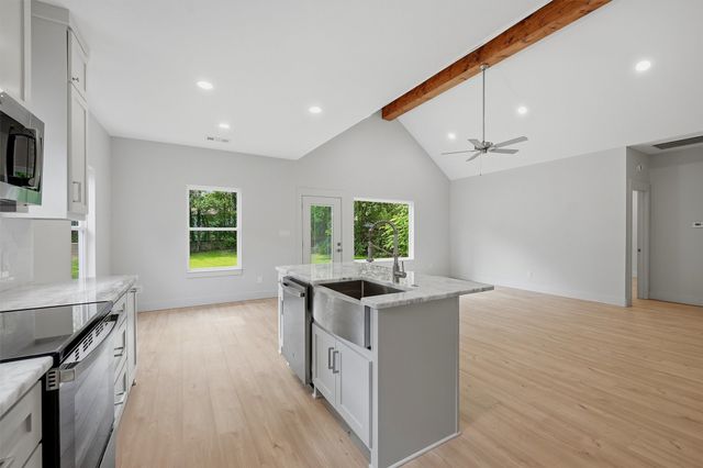 110 W Hull Street, Denison, TX 75021
