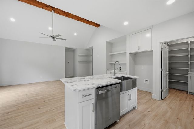110 W Hull Street, Denison, TX 75021