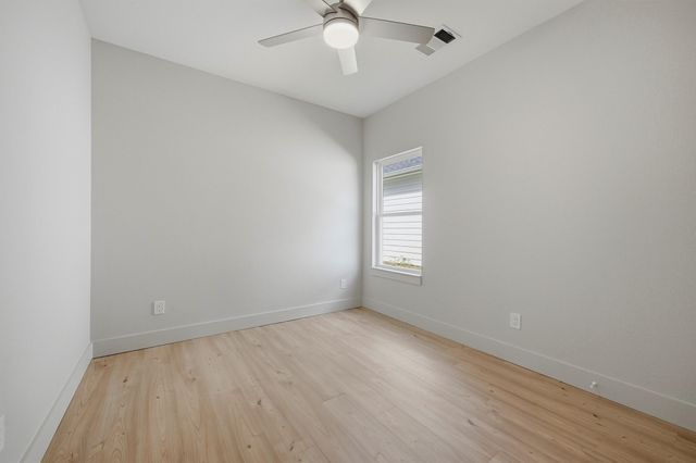 110 W Hull Street, Denison, TX 75021